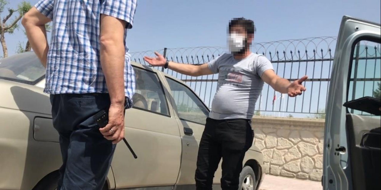 Konya'da hareketli dakikalar! Uygulama noktasından otomobille kaçtı, yakalanınca ‘bisikletle geldim’ dedi