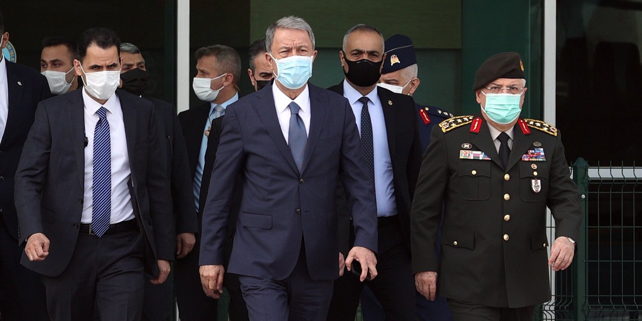 Bakan Akar ve Genelkurmay Başkanı Güler Libya'ya gitti