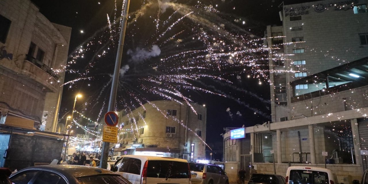 İşgalci İsrail’in saldırılarında 80 kişi yaralandı! Aralarında bebek ve çocuklar da var