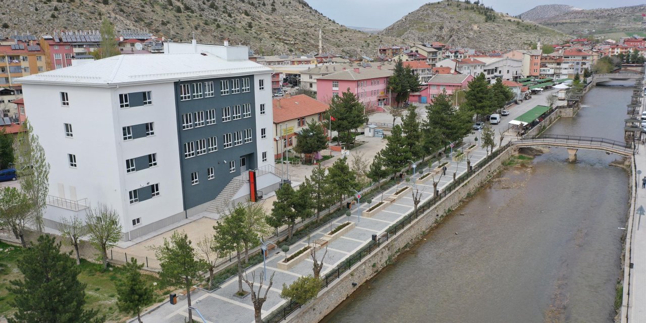 Konya Büyükşehir’den eğitime destek! Bozkır’da 8 derslikli okulun yapımı tamamlandı