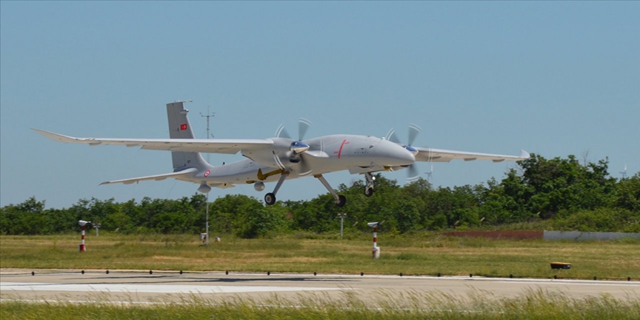 Bayraktar Akıncı S-1 ilk uçuş testini başarıyla tamamladı