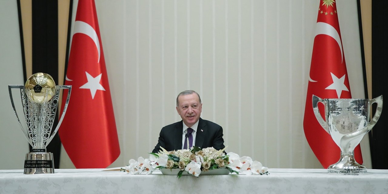 Cumhurbaşkanı Erdoğan'dan seyircisiz maçlar için açıklama