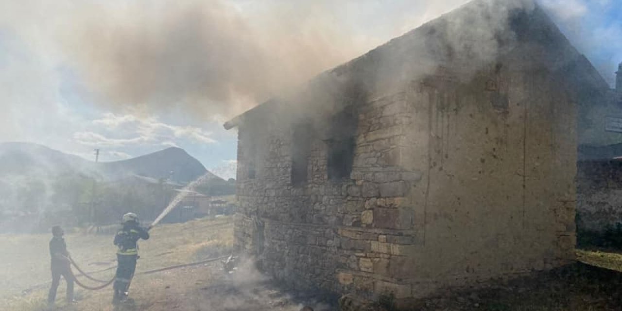 Konya’da cami evinde korkutan yangın