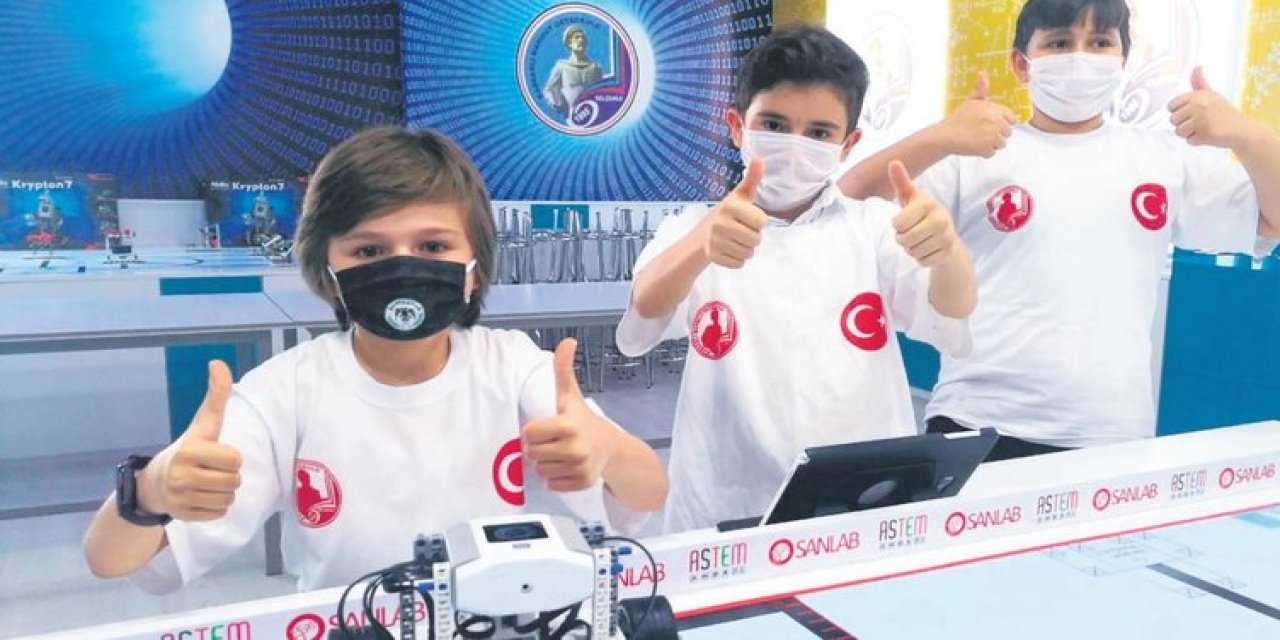Konyalı öğrenciler Dünya Eğitim Robotları Yarışması'na damgasını vurdu