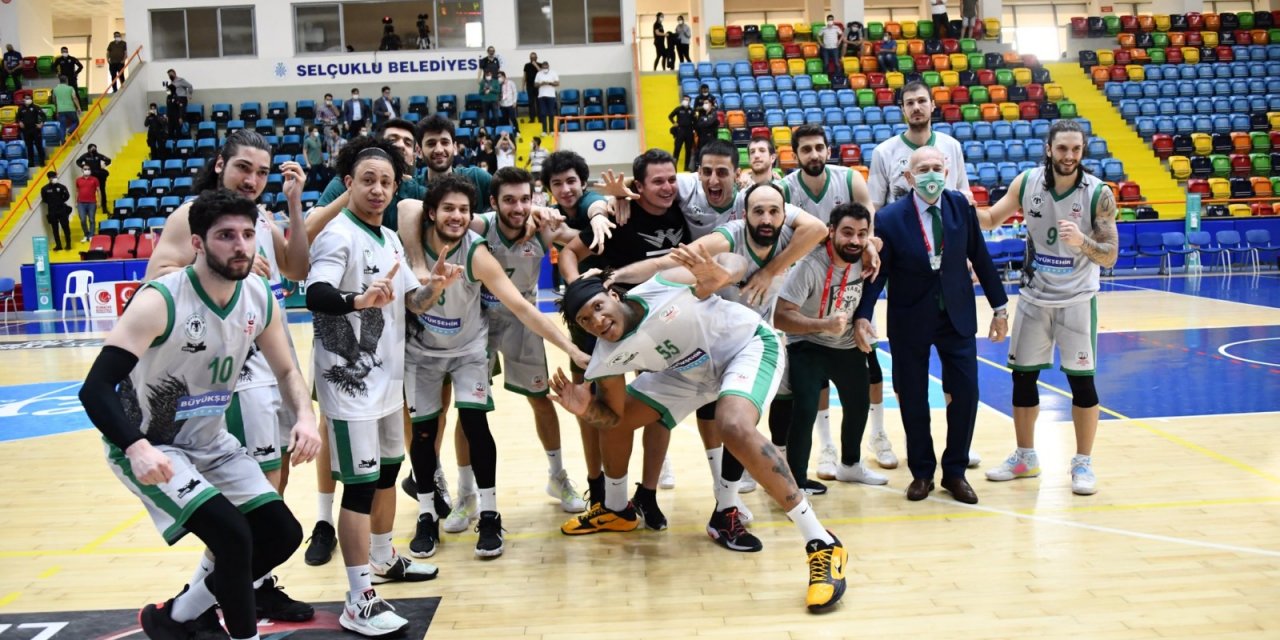 Büyükşehir Hastanesi Konyaspor Basketbol şansını kaybetti