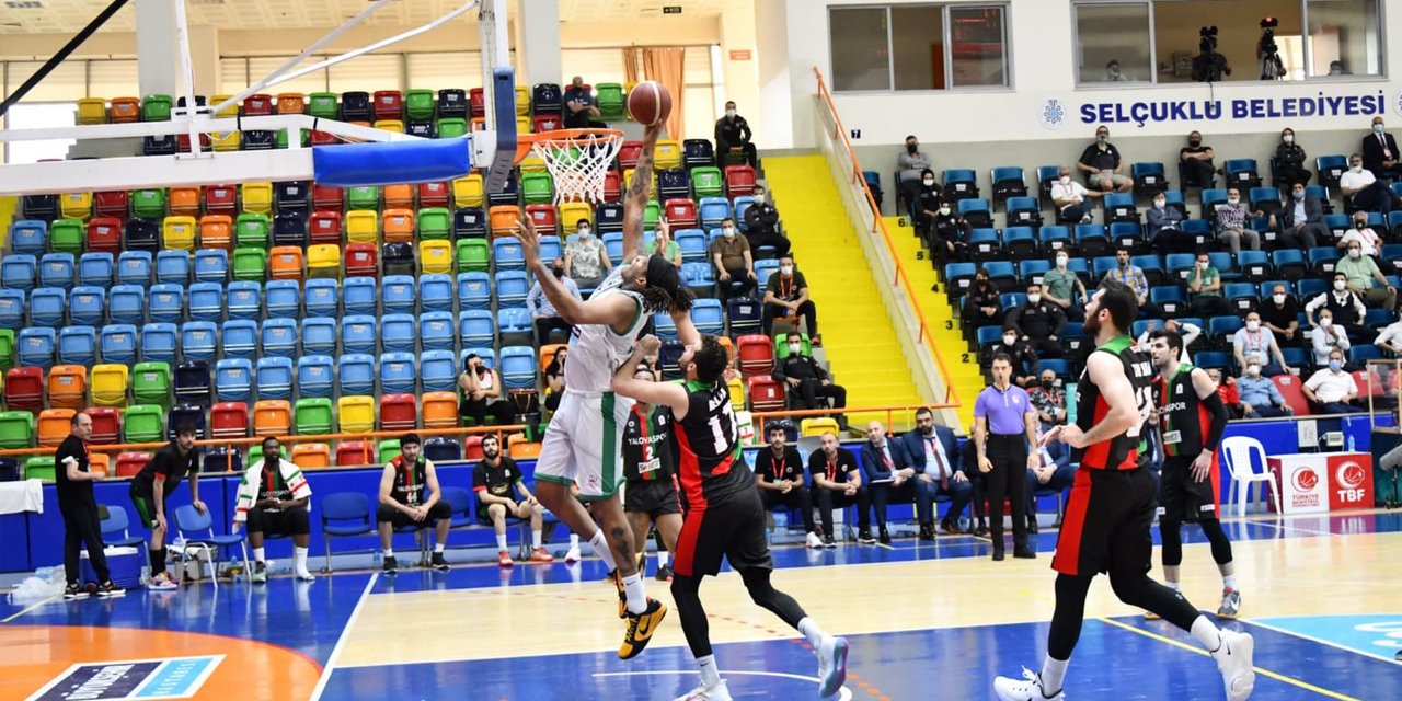 Büyükşehir Hastanesi Konyaspor Basketbol seride geriye düştü