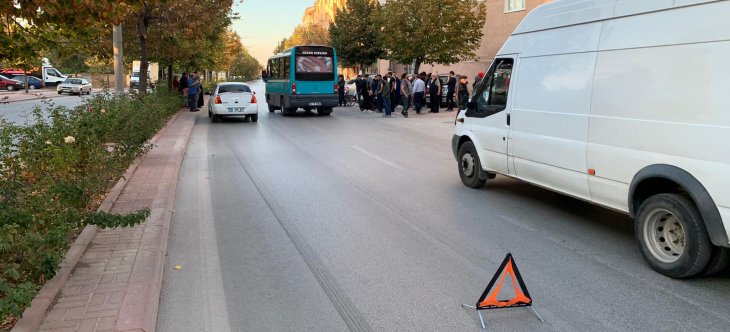 Konya’da otomobilin çarptığı çocuk ağır yaralandı