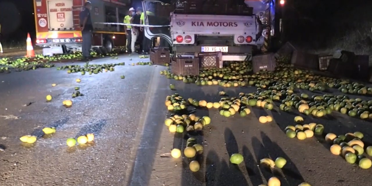 Feci kaza! Limon yüklü kamyonet ile kamyon çarpıştı: 1 ölü, 3 yaralı