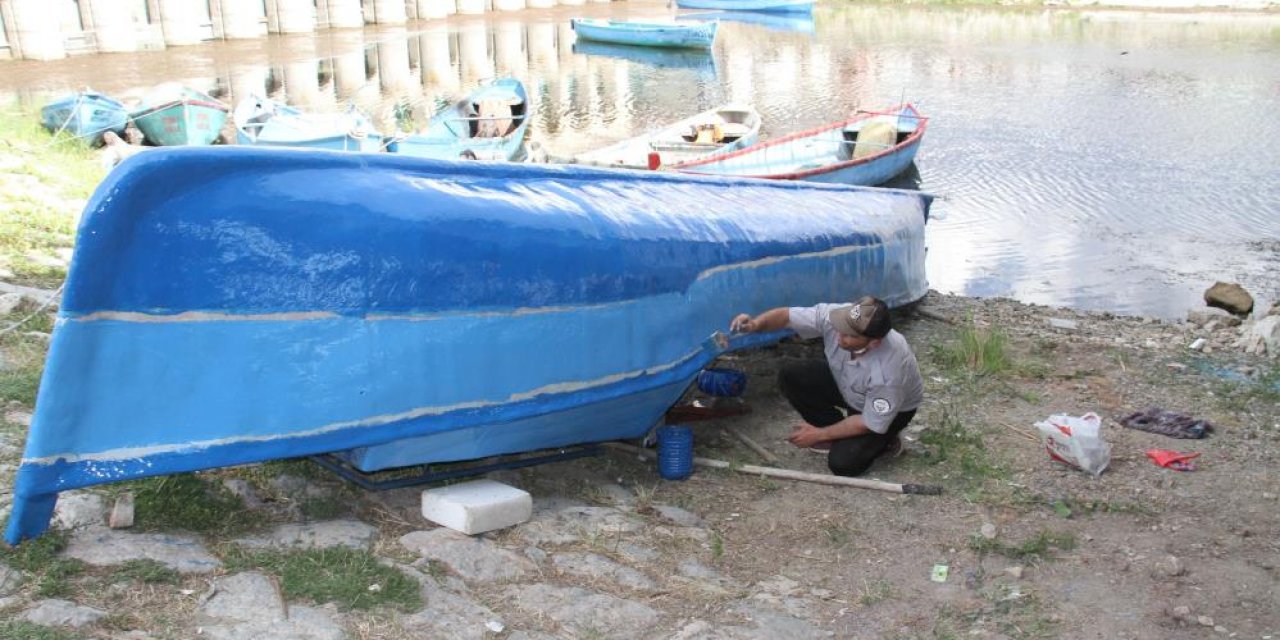 Beyşehir balıkçılar yeni av sezonuna hazırlanıyor