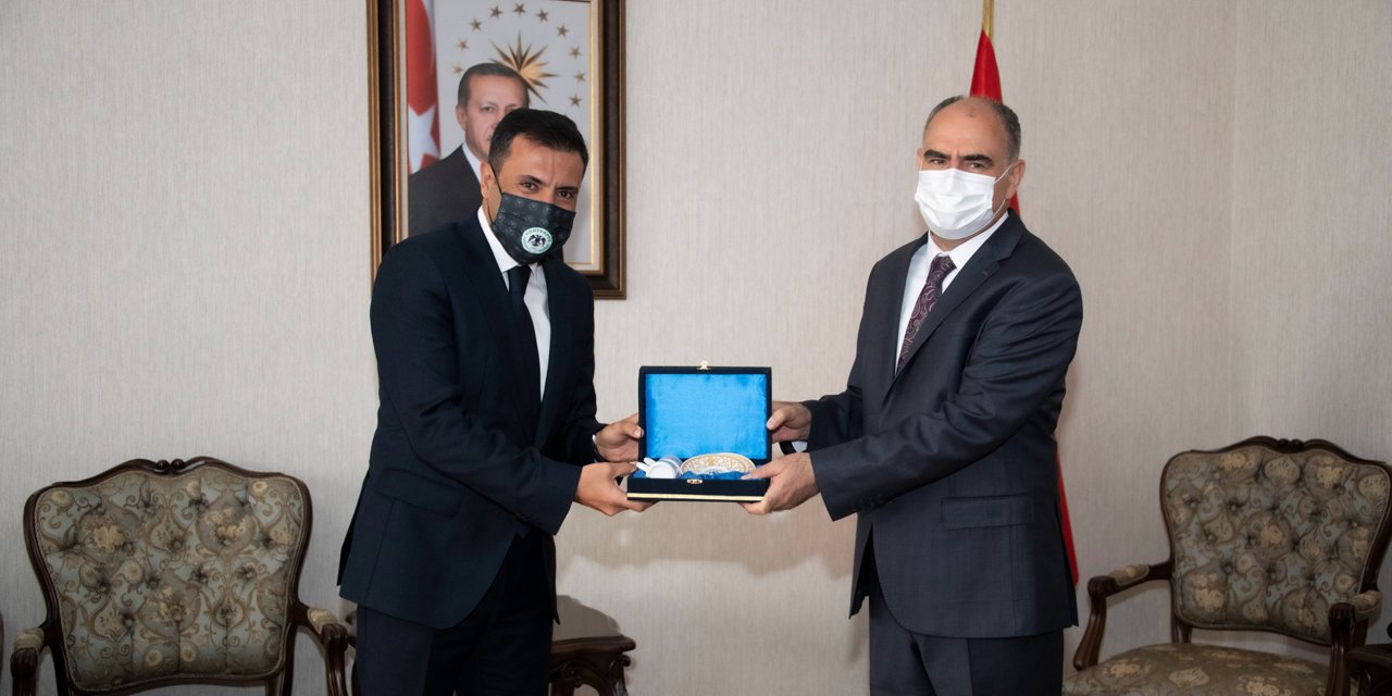 Konyaspor yönetiminden Vali Özkan ve Başkan Altay’a ziyaret