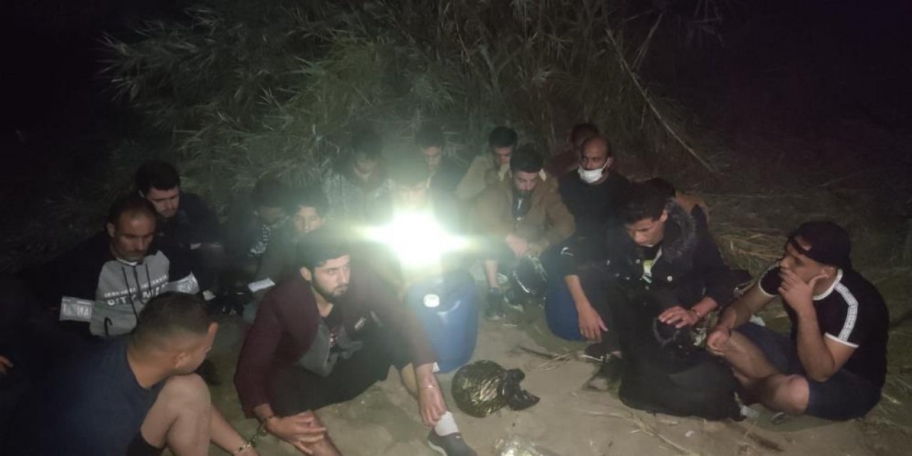 Jandarma’dan göçmen kaçakçılığı operasyonu! 7 zanlıdan 2’si Konya’da yakalandı