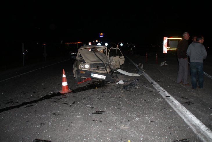Konya'daki kazada araç sürücüleri ölümden döndü