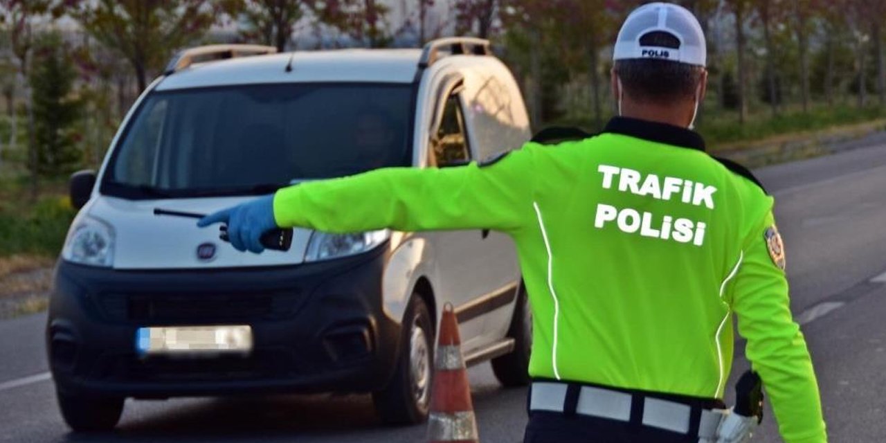 Konya'da 5 günde 1.596 sürücüye kural ihlalinden ceza