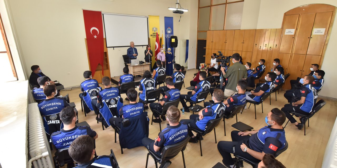 Konya Büyükşehir zabıtasına engelli hakları eğitimi