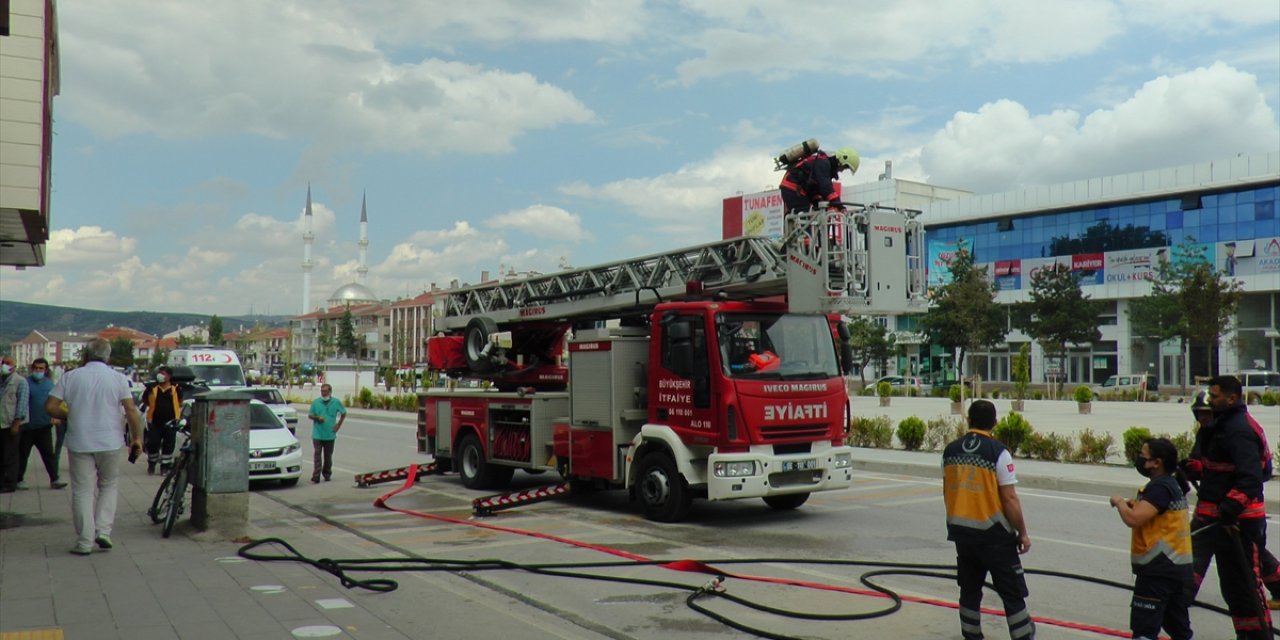 Konya yolundaki lokantanın bacası yandı