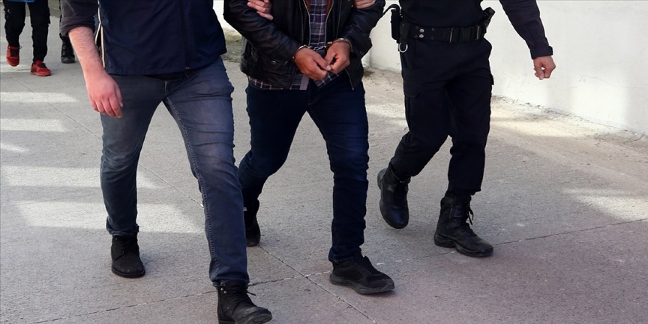Terör örgütü DEAŞ'a yönelik operasyonda 26 şüpheli yakalandı