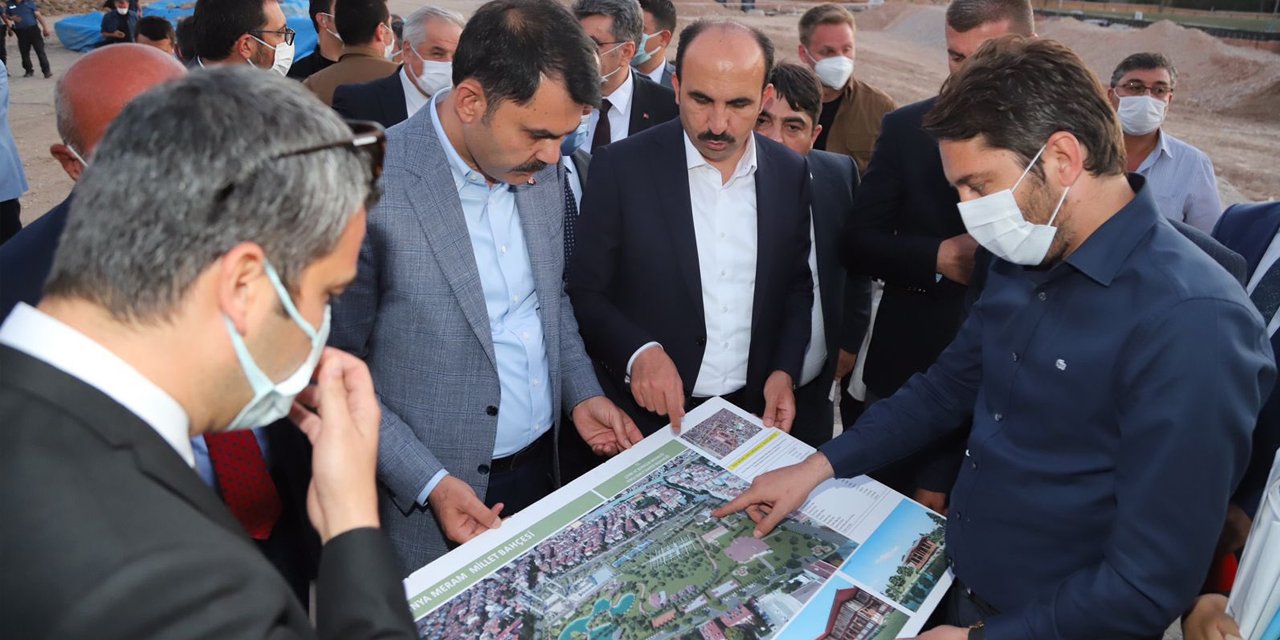 Bakan Kurum, Konya Millet Bahçesi ve Millet Camii inşaatında incelemelerde bulundu