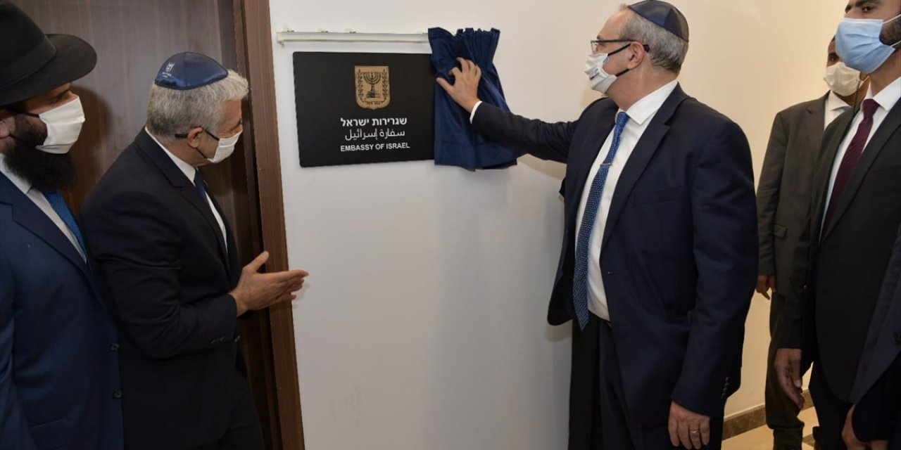 BAE'deki İsrail Büyükelçiliğini, İsrail'in yeni Dışişleri Bakanı açtı!