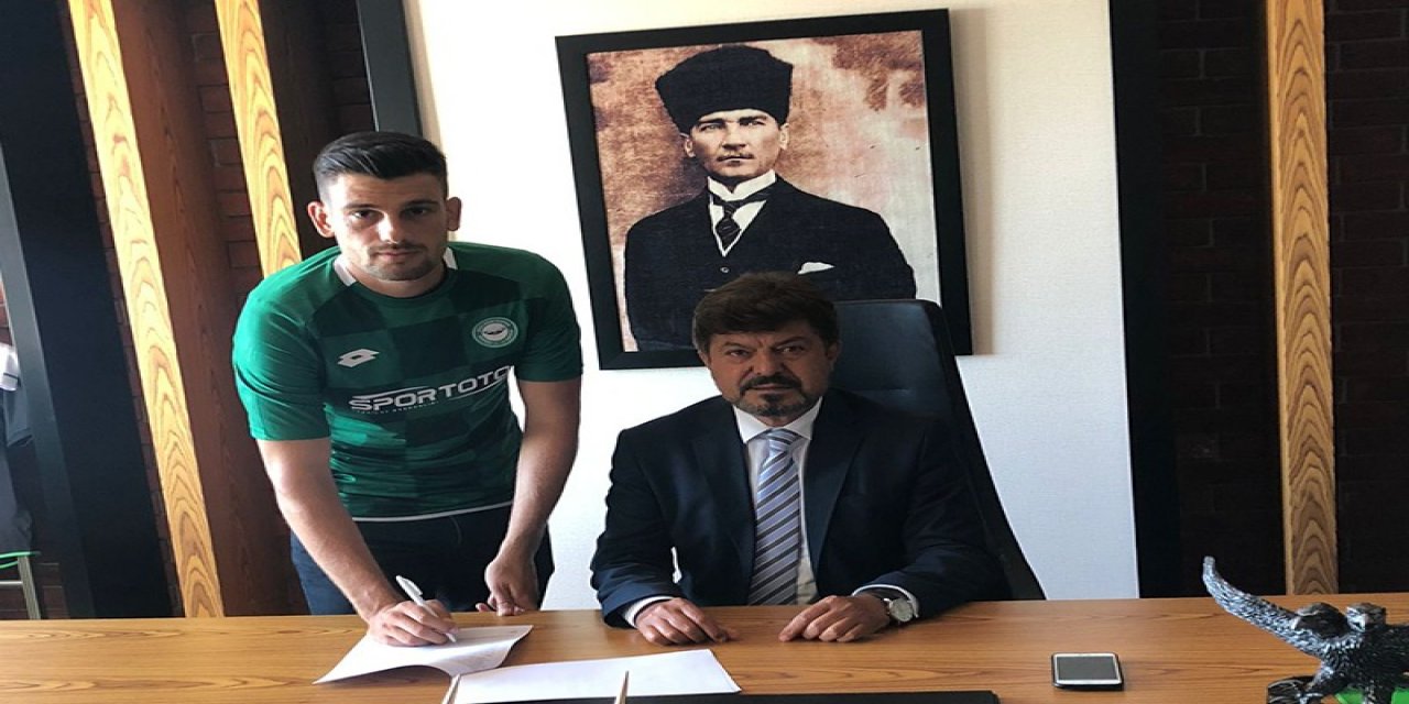 Suphi Dağ 1922 Konyaspor’a imza attı