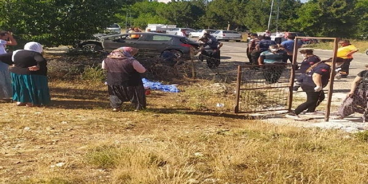 Erdemli - Karaman yolunda feci kaza: 2 kadın hayatını kaybetti