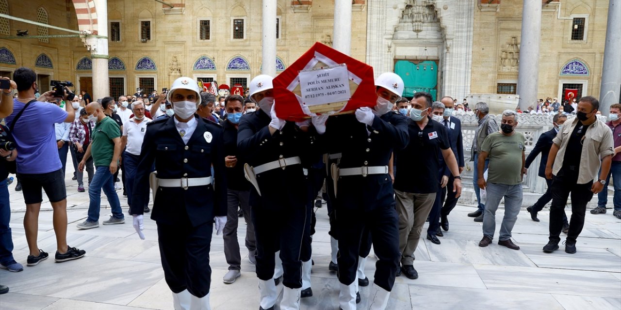 Şehit polisimiz son yolculuğuna uğurlandı