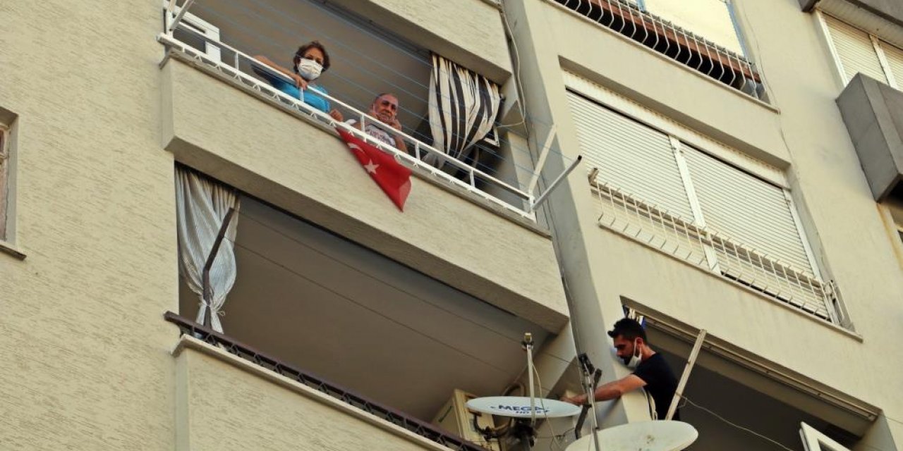 Komşunun dikkati acı gerçeği ortaya çıkardı! Sinekleri görünce anlamış