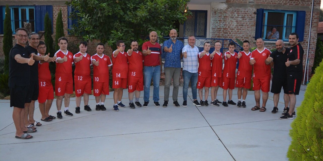 Down Sendromlular Futsal Milli Takımı, kampa girdi