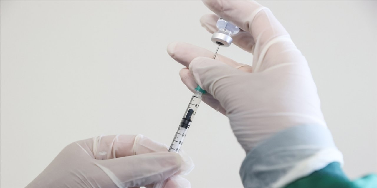 Kovid-19 tespit edilmeyen ülkede aşı zorunluluğu getirildi