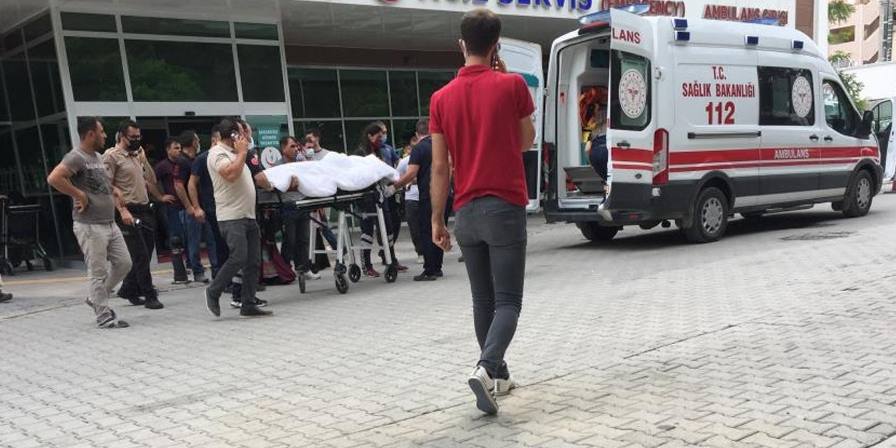 Konya'da dış cephe sıvası yapan inşaat işçisi 4'üncü kattan düştü