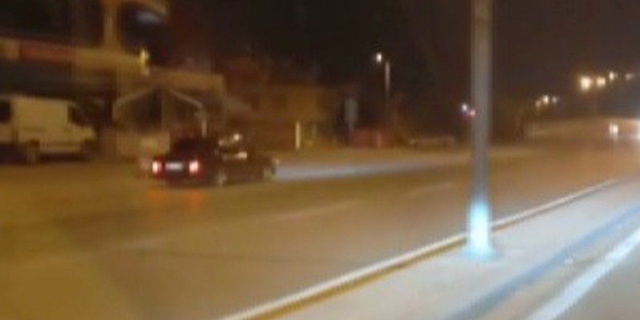 Konya'da aracıyla ters şeritten hızla ilerleyen sürücü kazaya davetiye çıkardı