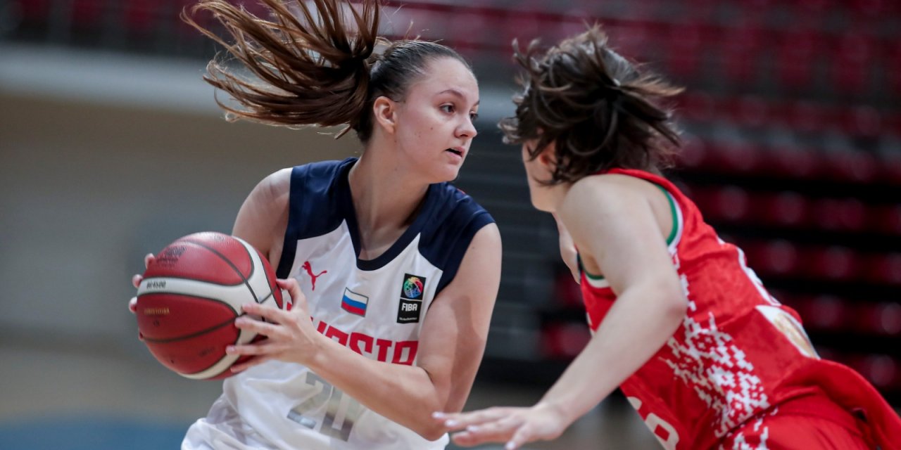 Konya'da ikinci günün ilk maçında kazanan Rusya