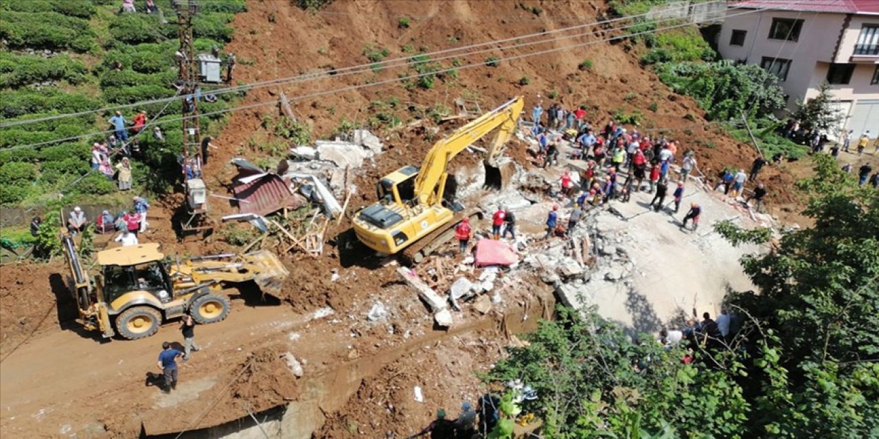 Rize'deki sel ve heyelanlarda ölü sayısı 5'e yükseldi