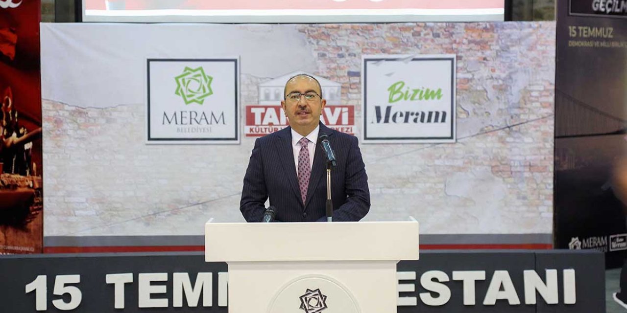 Meram Belediyesi 15 Temmuz destanının gazete manşetlerini sergiledi
