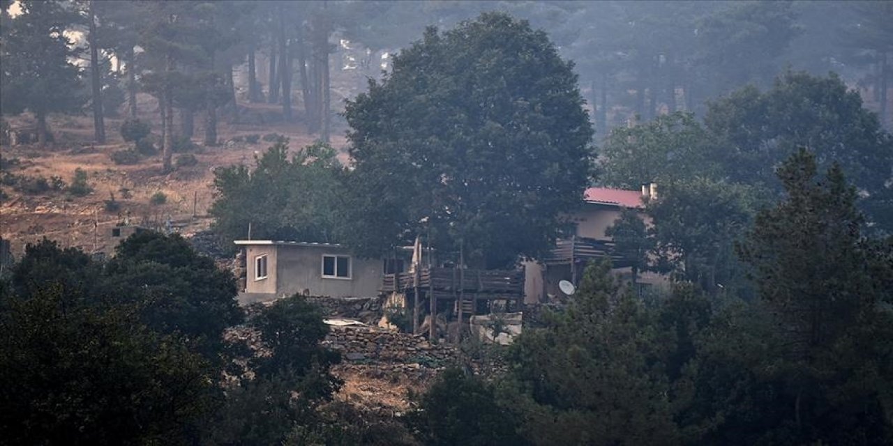 Mersin'deki orman yangınları kontrol altına alındı, 4 kişi gözaltında