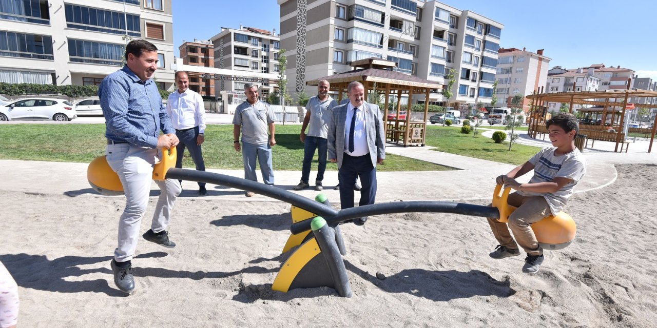 Karatay Belediyesi, 40 mahallede daha park yapımına başladı