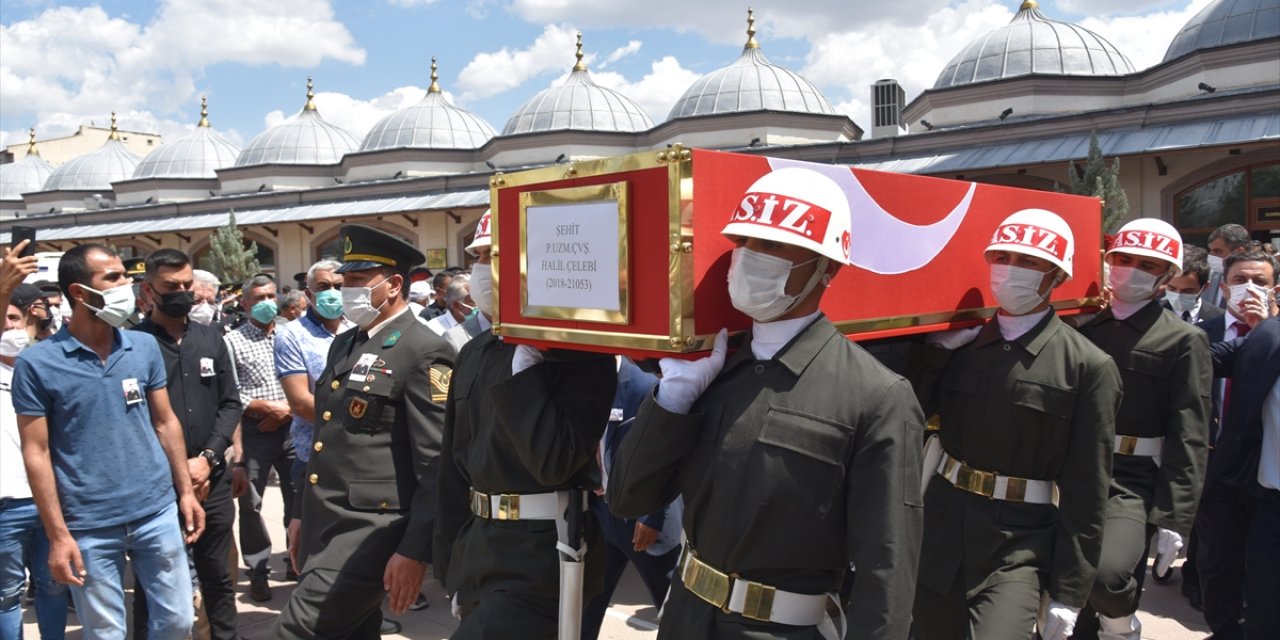 Şehit Uzman Çavuş Halil Çelebi, son yolculuğa uğurlandı