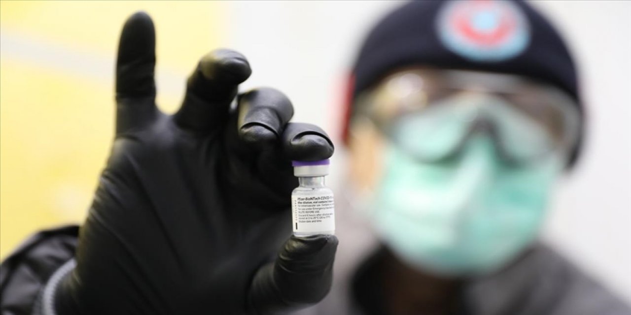 BioNTech aşısının 3'üncü dozunun Delta varyantına karşı etkinliği açıklandı