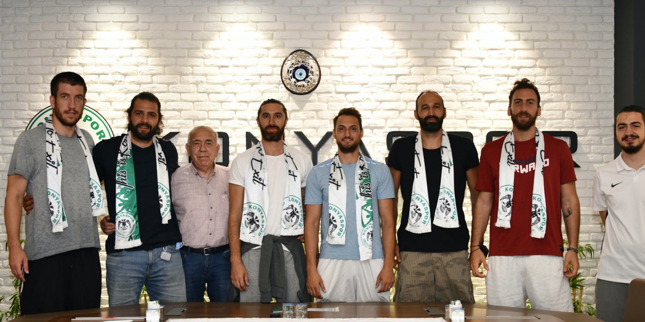 Konyaspor Basketbolda imza şov!