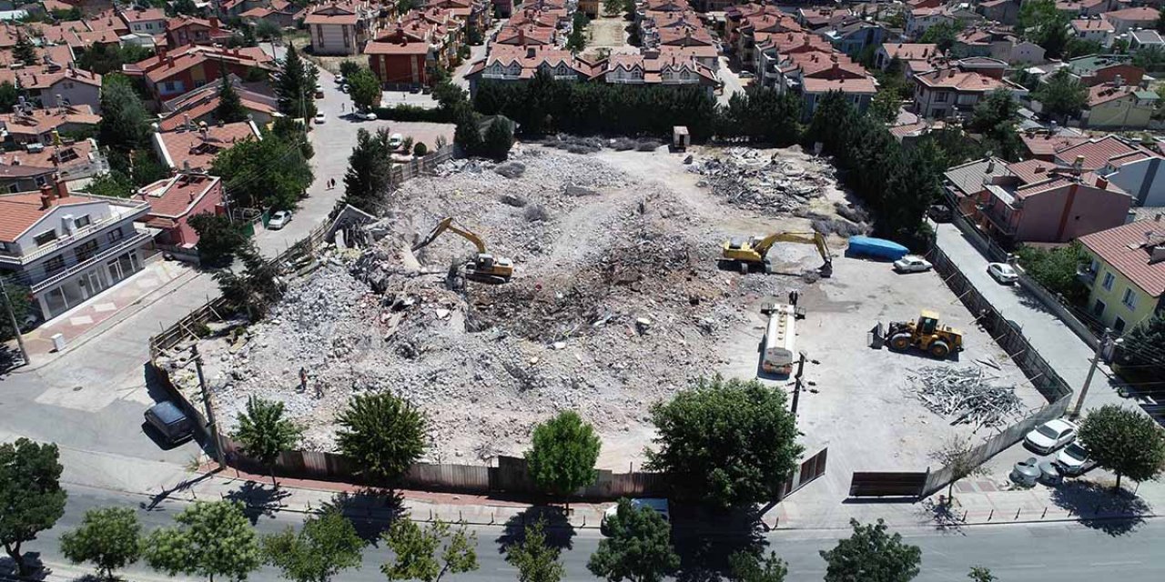 Konya’da bir dönemin marka yapısıydı! Yıkıldı…