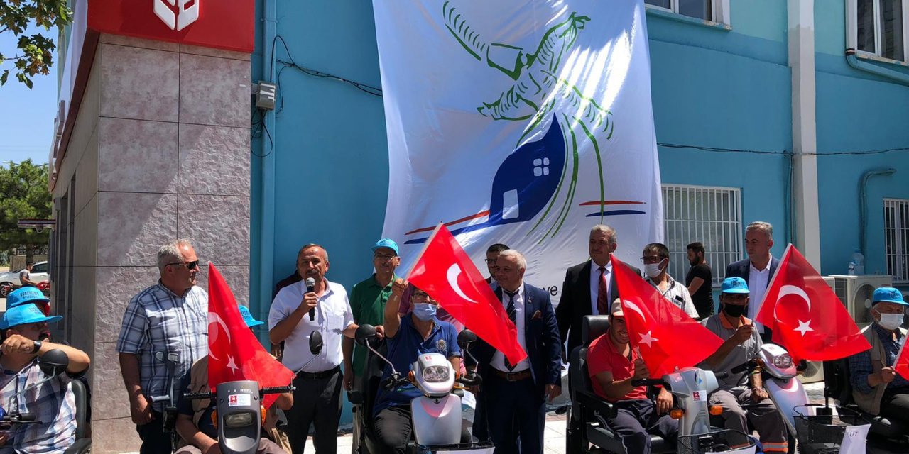 Konya’da belediye-STK işbirliğiyle engellilere yardım eli uzandı