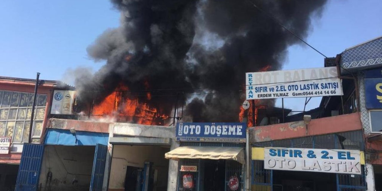 Sanayi sitesinde yangın çıktı, 14 kişi dumandan etkilendi