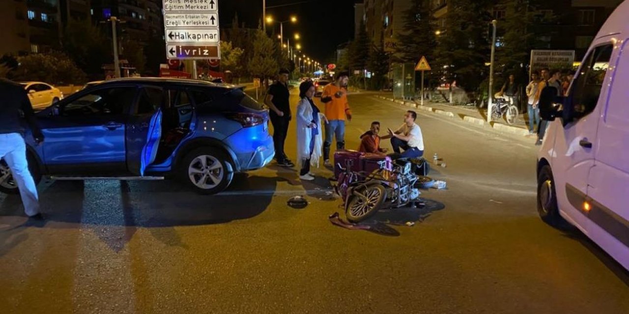 Konya'da motosiklet ile otomobil çarpıştı: 1 yaralı