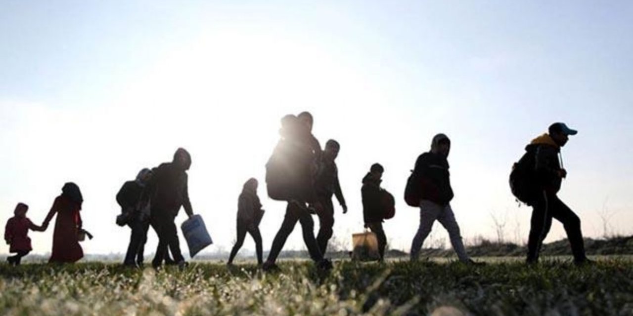 AB'ye giren düzensiz göçmen sayısı iki kat arttı