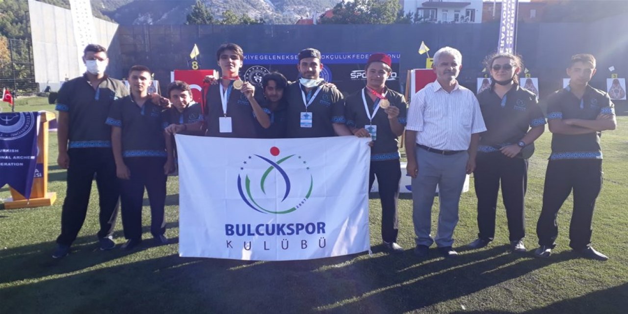 Konyalı okçular Kütahya’da  iki dalda şampiyon oldu