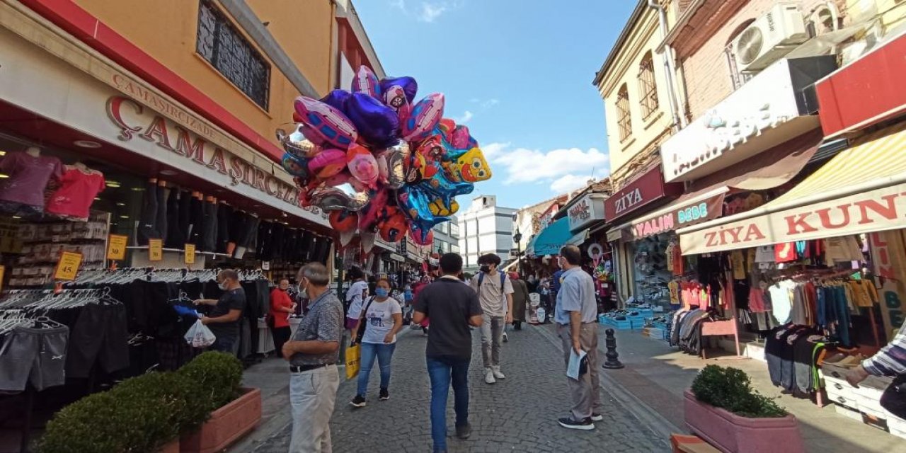 Günde 10 kilometre yürüyor, aylık 6 bin lira kazanıyor