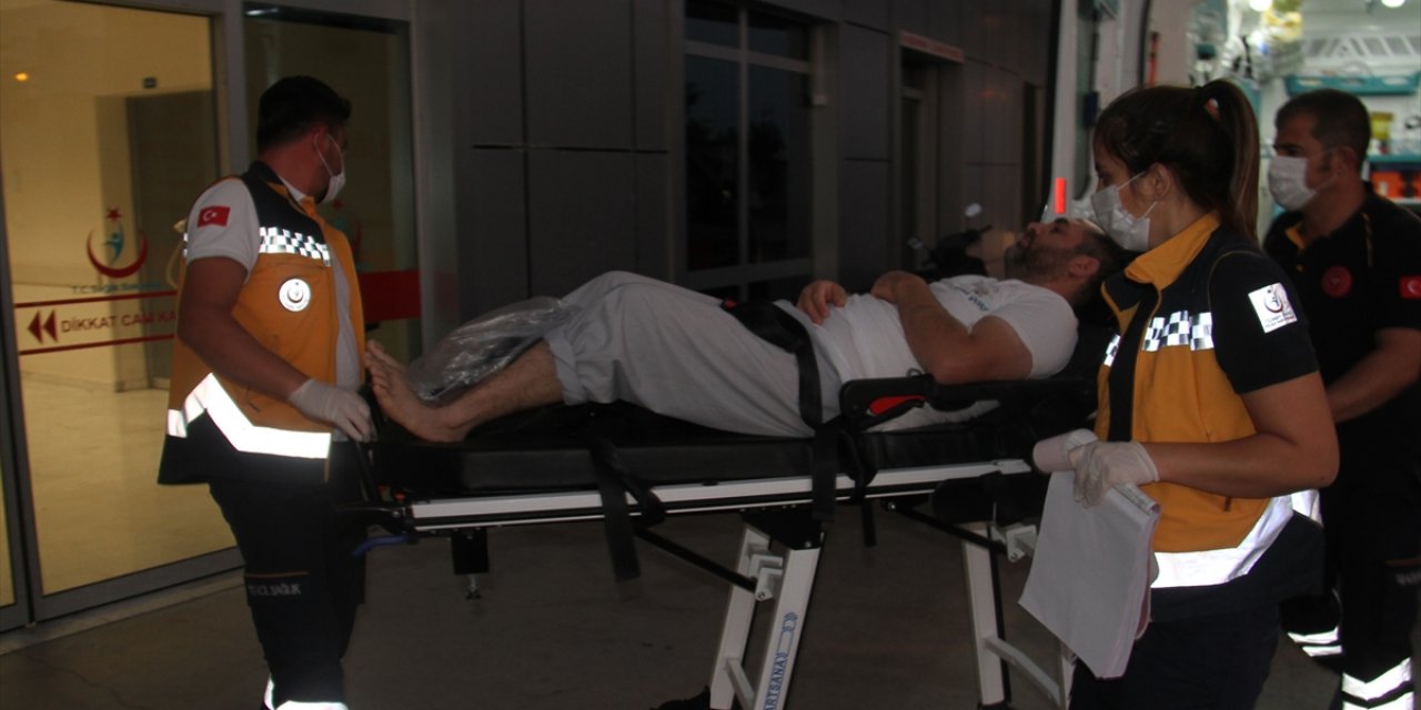 Konya’da hamur yapma makinesinde akıma kapılan işçi yaralandı