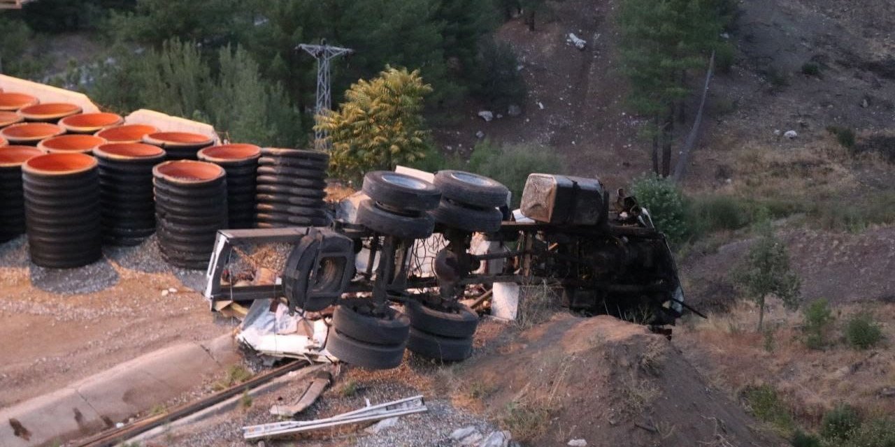4 kişinin ölümüyle sonuçlanmıştı! Feci kazada hayatını kaybeden sürücünün cenazesi Konya'ya getirildi