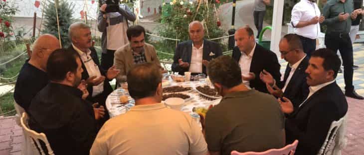 Konya'da iş ve siyaset dünyasını buluşturan davet