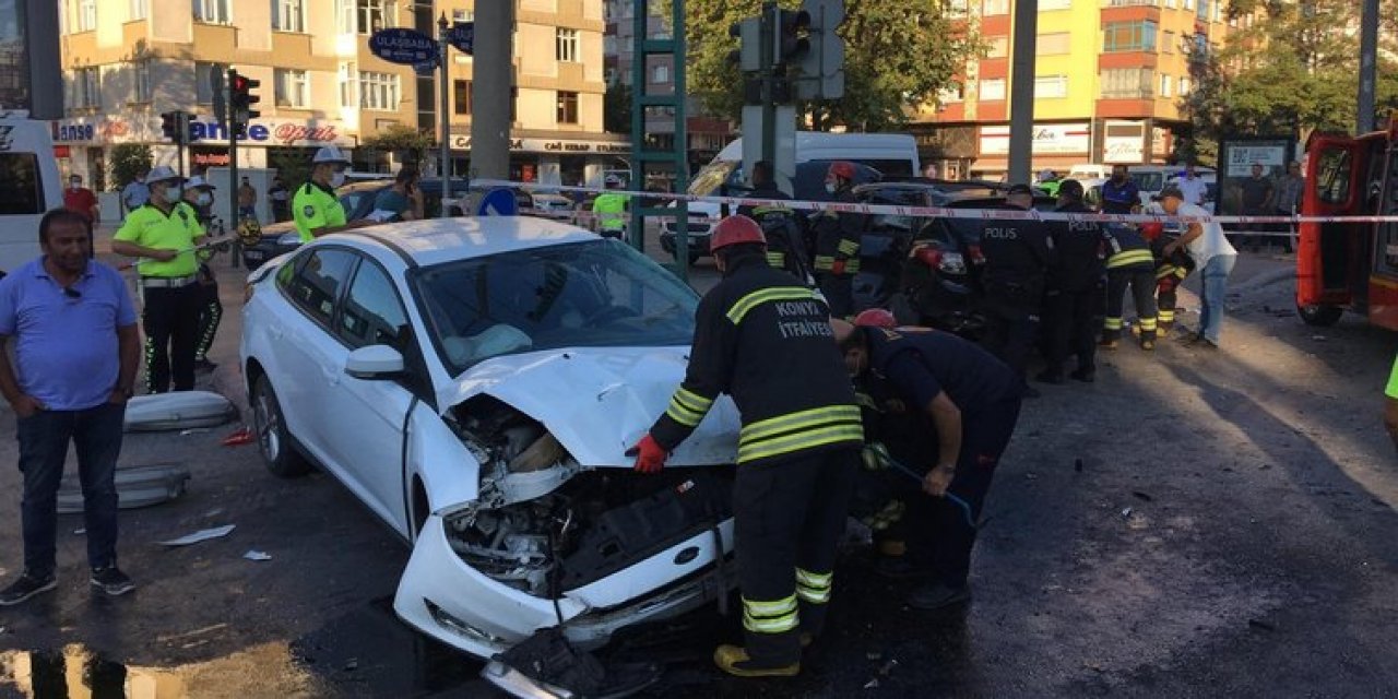 Konya’da ışık ihlaliyle gelen kaza: 1 ölü, 2 yaralı