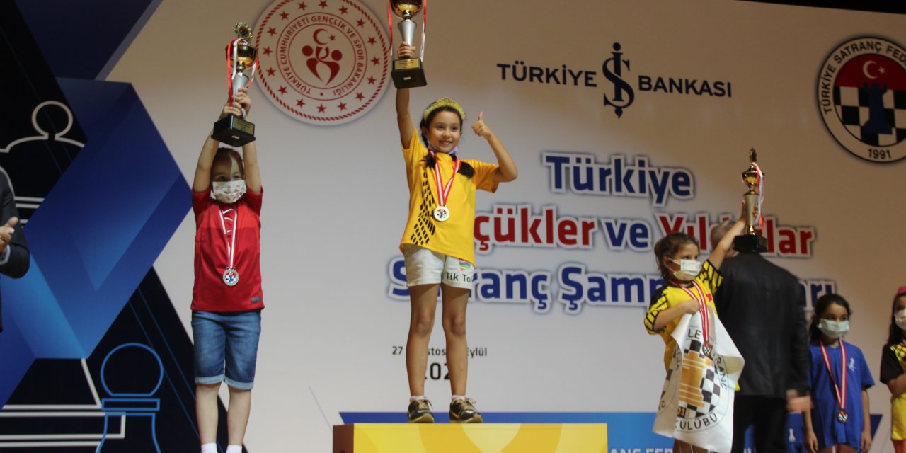 Küçükler ve Yıldızlar Satranç Şampiyonası Konya’da sona erdi